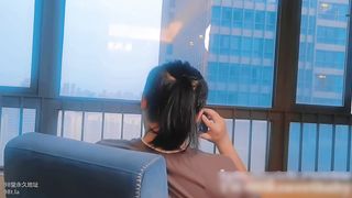 【69堂免费视频】替父还债的女儿_性感黑丝美腿肩上扛爆操_超嫩性感白虎穴_顶