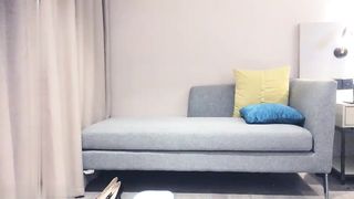 【69堂免费视频】性感大奶少妇，沙发上操穿上情趣装口交抽插猛操