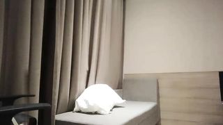 【69堂免费视频】舌吻调情沙发上操扶着细腰翘屁股后入，晃动美乳上位骑乘1