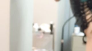 【69堂免费视频】创可贴挡脸，甜美福利姬