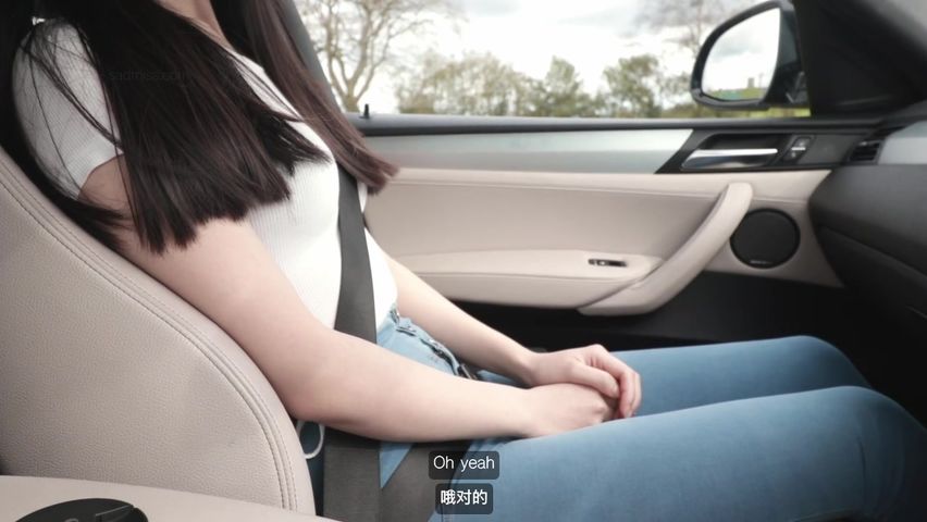 【69堂免费视频】中国留学生第一次和白人约会就被疯狂车震