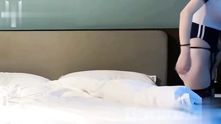 【69堂免费视频】水手服清纯妹妹_一边被舔着骚逼一边看着AV_后入被操舒服了主动开始榨精