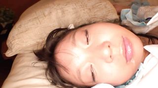 【69堂免费视频】还是和老板的大鸡巴做爱，浑身是汗，浑身都是汗。每次任务后喝果汁3