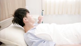 【69堂午夜视频】性欲高涨的巨乳护士巡房打猎