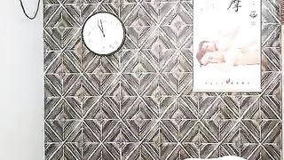 【69堂午夜视频】一颦一笑风情无限，肤白貌美，这么骚勾引得大哥性趣盎然开干，激情刺激香艳_00_28_20_