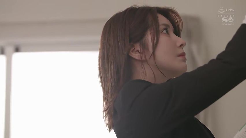 【69堂午夜视频】有栖花緋穿着油亮黑丝给肥猪哥乳交1