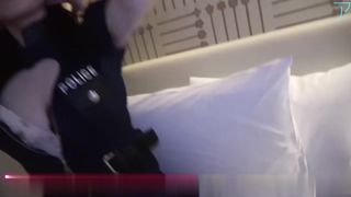 【69堂午夜视频】涩谷万圣节cosplay暴露的娇小妹。一起喝酒，连续三人狂欢♡相互感受