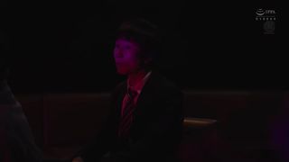 【69堂午夜视频】在脱衣舞剧场飞舞的人妻2