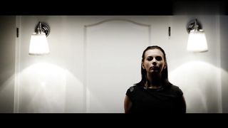 【69堂午夜视频】盯上美女后直接下手强行带到家里面调教成母狗内射