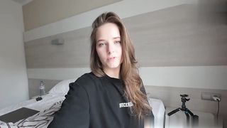 【69堂午夜视频】在小岛上度假时做爱女服务员抓住了我们但他继续干我威胁我内射大屁股