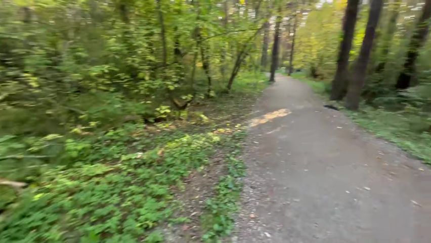 【69堂午夜视频】大鸡巴假教练向女孩展示了一项独特的热门运动爆操骚逼后入打桩热身