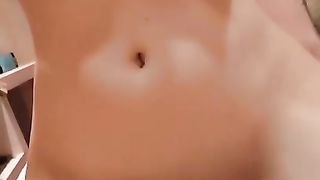 【69堂午夜视频】极品姐妹花，小伙家中玩双飞，逍遥赛神仙