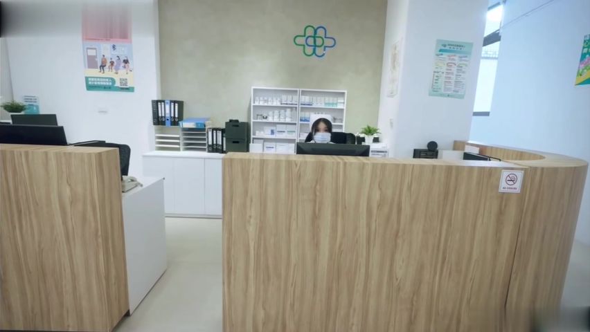 【69堂午夜视频】热衷口交的痴女护士 浓精吸取性处理诊间