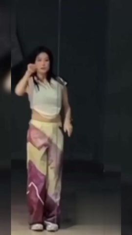 【69堂午夜视频】海归女神_苗青_展示反差高光时刻_出国留学造就骚货风格_海龟女骚逼_苗青_曾经的黑料被网友深扒