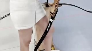 【69堂午夜视频】白天射箭美少女晚上被射好母狗_萝莉系母狗土豪的性玩具_白天被带去户外露出_晚上撅起屁股挨操