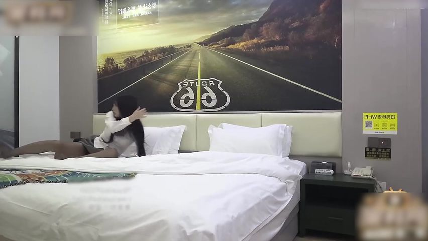 【69堂午夜视频】胖爷的奇妙之旅_资深探花250斤胖爷嫖到极品大学鸡_清纯校服配开裆丝袜_怒草黑丝学生妹