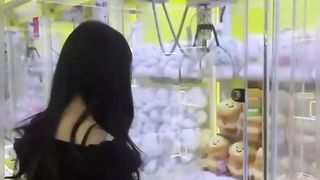 【69堂午夜视频】黑料吃瓜-十块钱吃不到肯德基但却可以看学生逼广东18岁女大学生为了10块钱自拍私处10块钱的逼真的大赚了