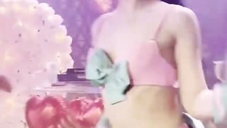 【69堂午夜视频】黑料吃瓜-成年人的乐趣就是去夜店看骚鸡韩国夜店内衣舞蹈合集体验不一样的风土人情