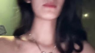 【69堂午夜视频】黑料吃瓜-05年极品大长腿少女西北某大学大二的新疆小姐姐被金主爸爸查小理网调线上布置任务的视频流出