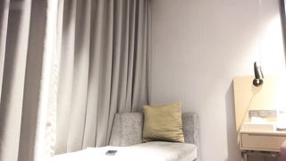 【69堂午夜视频】极品白虎一线天，御姐丝袜高跟大长腿