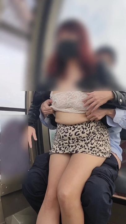 【69堂午夜视频】天轮高空爱爱 初次体验高射炮感觉 紧张又兴奋