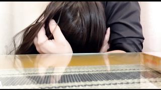 【69堂午夜视频】春节茶馆边接小舅电话边被侄子干