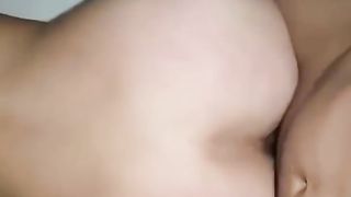 【69堂午夜视频】广西已婚人妻_刘美玲_身材苗条人小奶大_还在哺乳期就偷情_谁的老婆谁出来认领一下_情夫将她的偷情视频曝光