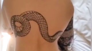 【69堂午夜视频】成都纯欲符文女战士申请出战与炮友性爱视频流出_满背纹身搭配烂黑逼_野鸡女神千人骑万人操