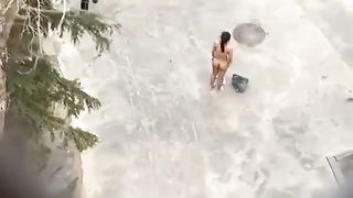 【69堂午夜视频】黑料吃瓜_河北美院眼镜妹感情崩操场裸奔，追男满场跑笑尿裤子太炸鸡儿了