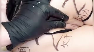 【69堂午夜视频】黑料吃瓜_红高跟淫妻跪求老公鸡巴猛操，肥臀开裆裤骚穴湿透爽到天崩