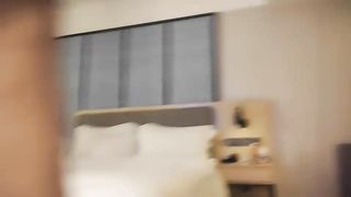 【69堂午夜视频】高颜值性感妹子，特写手指扣逼口交站立后入大力猛操