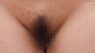 【69堂午夜视频】为了求职,乘坐夜行巴士来到东京的女孩1