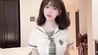 【69堂午夜视频】黑料吃瓜-抖音网红萌妹天花板小马漫漫露点福利送出金主定制海量视图流出留着给打打飞机是个好选择