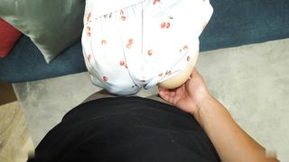 【69堂午夜视频】敏感美女与性急男主家门外吹萧 在浴室内激战淫叫不断