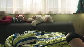 【69堂午夜视频】高颜值空姐女友穿着黑丝被我操