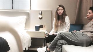 【69堂午夜视频】175CM00后平面模特翘起屁股交沙发上操手指扣逼抬腿抽插猛操