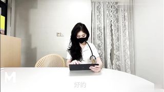 【69堂午夜视频】反差女护士的勃起治疗