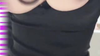 【69堂午夜视频】约操牛仔裤紧身衣美胸姐姐