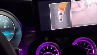 【69堂午夜视频】开车不小心撞到人，下车一看，一位貌美如仙的女生倒在了地上