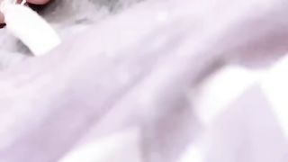 【69堂午夜视频】我把妹妹的嘴巴当成小穴一样爆操深喉，随后带去楼道玩刺激插入