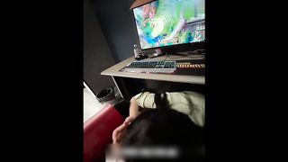 【69堂午夜视频】【游戏挂机干姐姐】与姐姐开电竞房 游戏都不玩了 直接后入亲姐姐