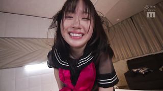 【69堂午夜视频】与年轻下属同住一室惨遭诱惑3