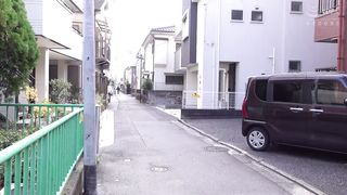 【69堂午夜视频】在她醉倒之际，我被她的姐姐夺走了1