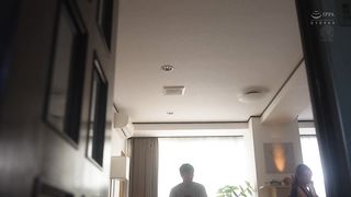 【69堂午夜视频】瞒着家人，母亲偷偷往家里走私1