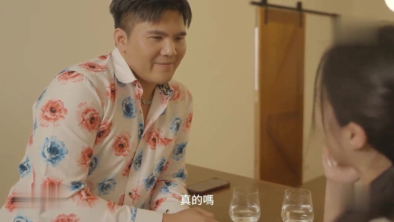 【69堂午夜视频】一杯不够就一瓶人间不清醒才好梦幻之酒 情欲释放