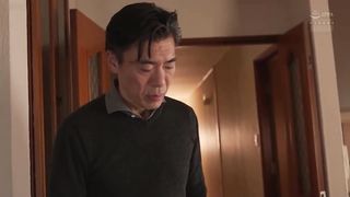 【69堂午夜视频】被巨根男人侵犯内射到性慾觉醒的人妻