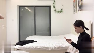 【69堂午夜视频】画着欧美妆气质女神胸大屁股翘我施展浑身解数在床上把她玩爽了完事后还要来一发